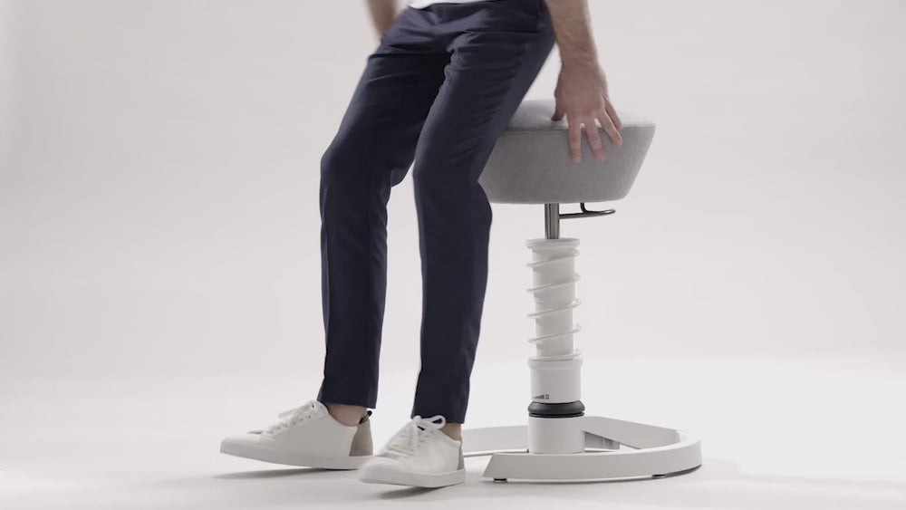 This video shows the 3 dimensional movement of the Aeris Swopper office stool.
